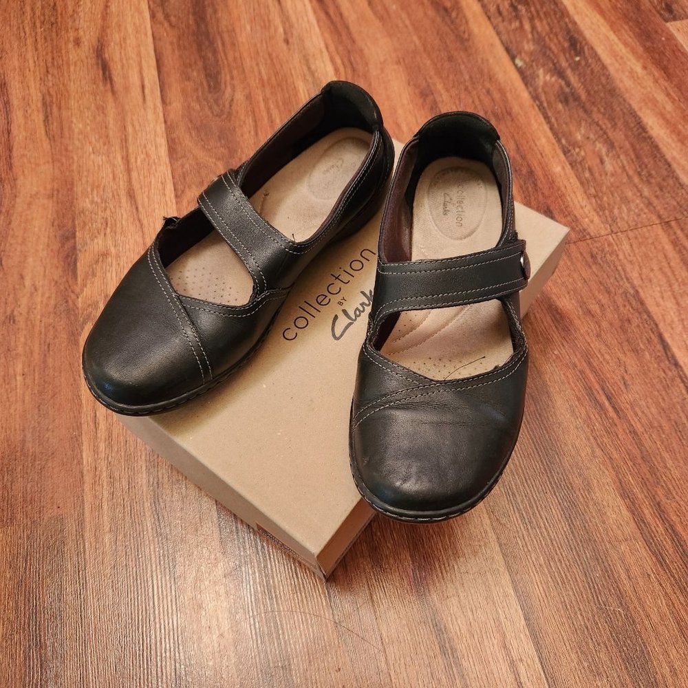 Cora Dhalia by Clarks - Size 8W - Super nice!